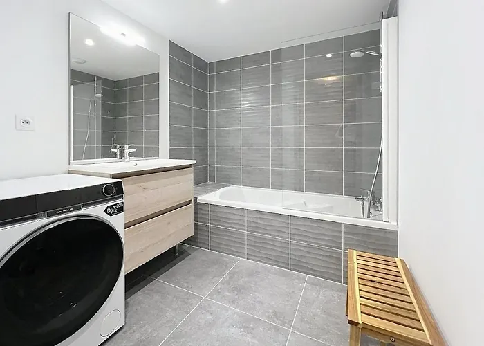 New Duplex 147 M Modern, Spacious 13 People