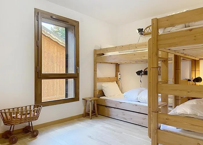 New Duplex 147 M Modern, Spacious 13 People 公寓 *